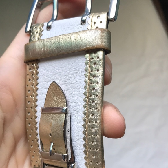 Guess Gold & white leather watch cuff bracelet - Picture 8 of 16